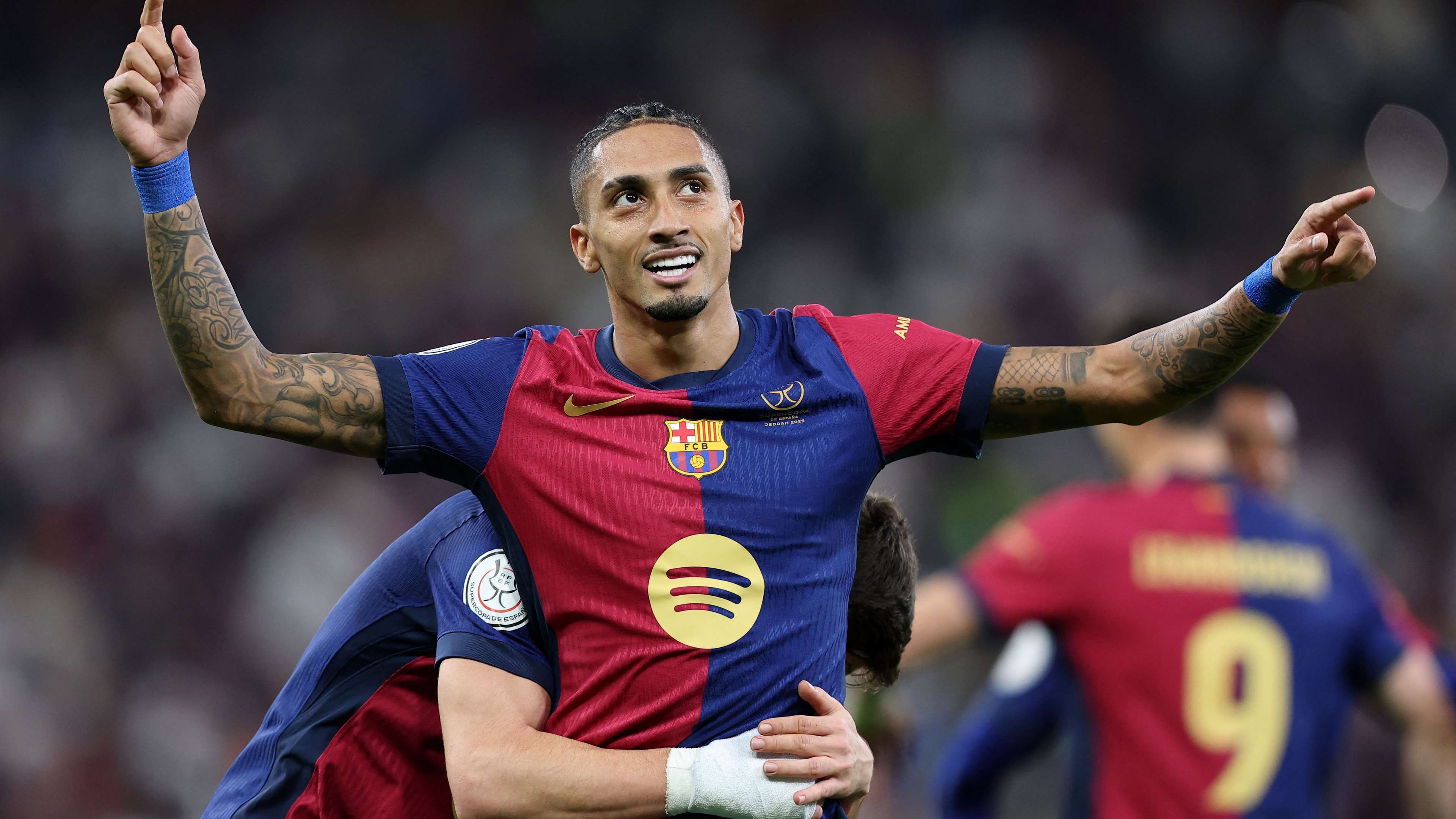 中脫穎而出 中脫穎而出