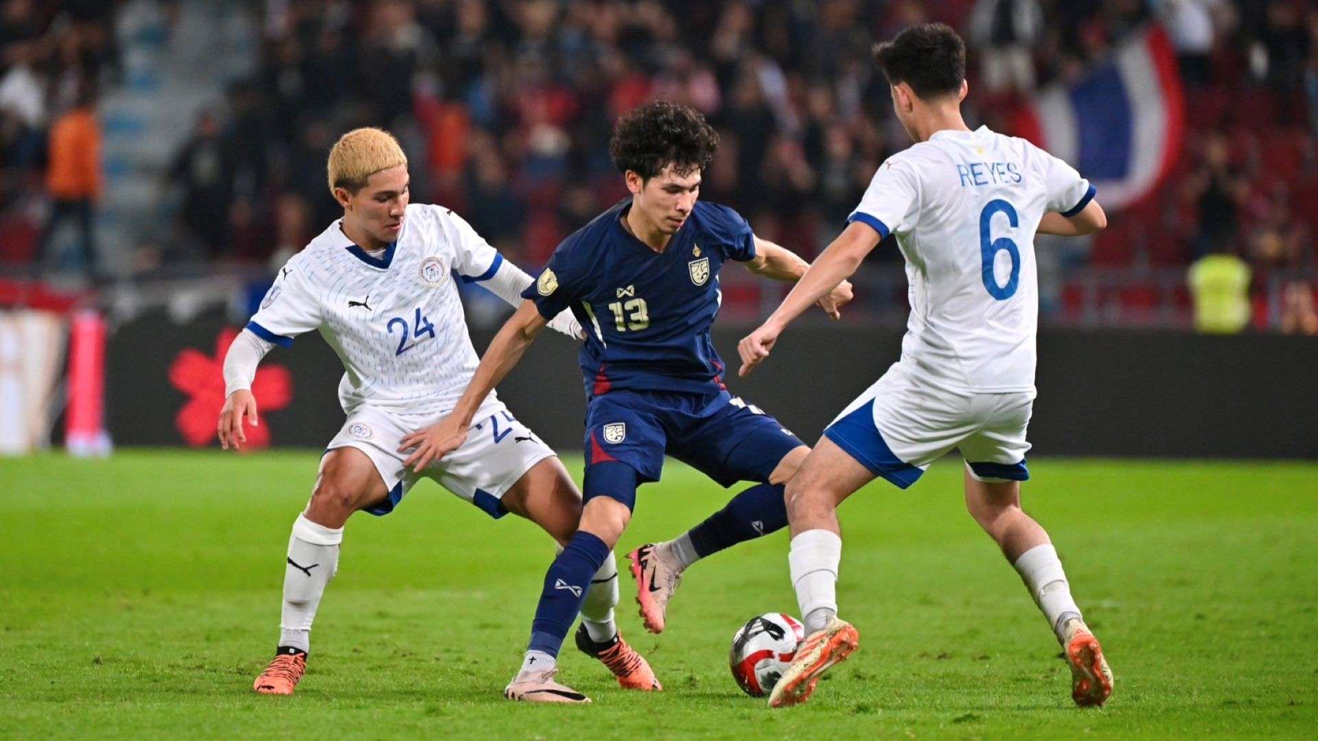 他冷静推射 他冷静推射